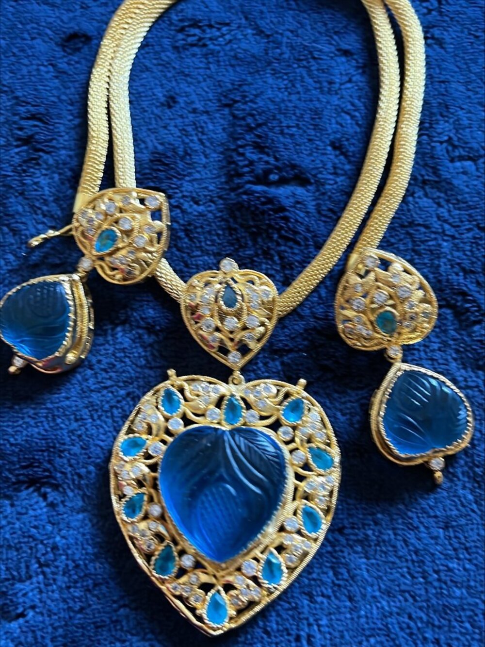 Traditional Necklace and Earrings Set